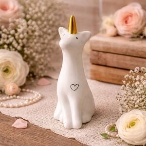Ceramic Unicorn Home Decoration Figurine adorned with a Heart